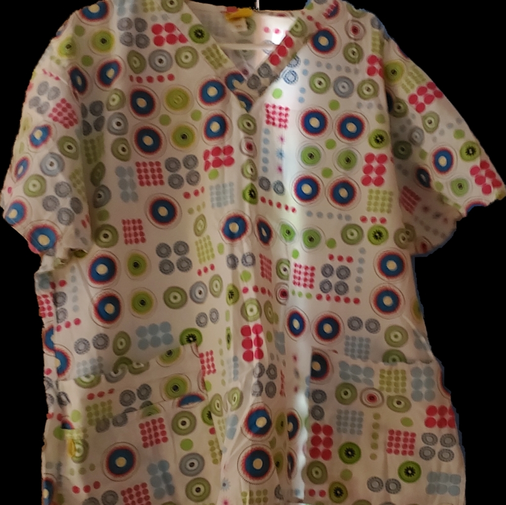 Scrub top